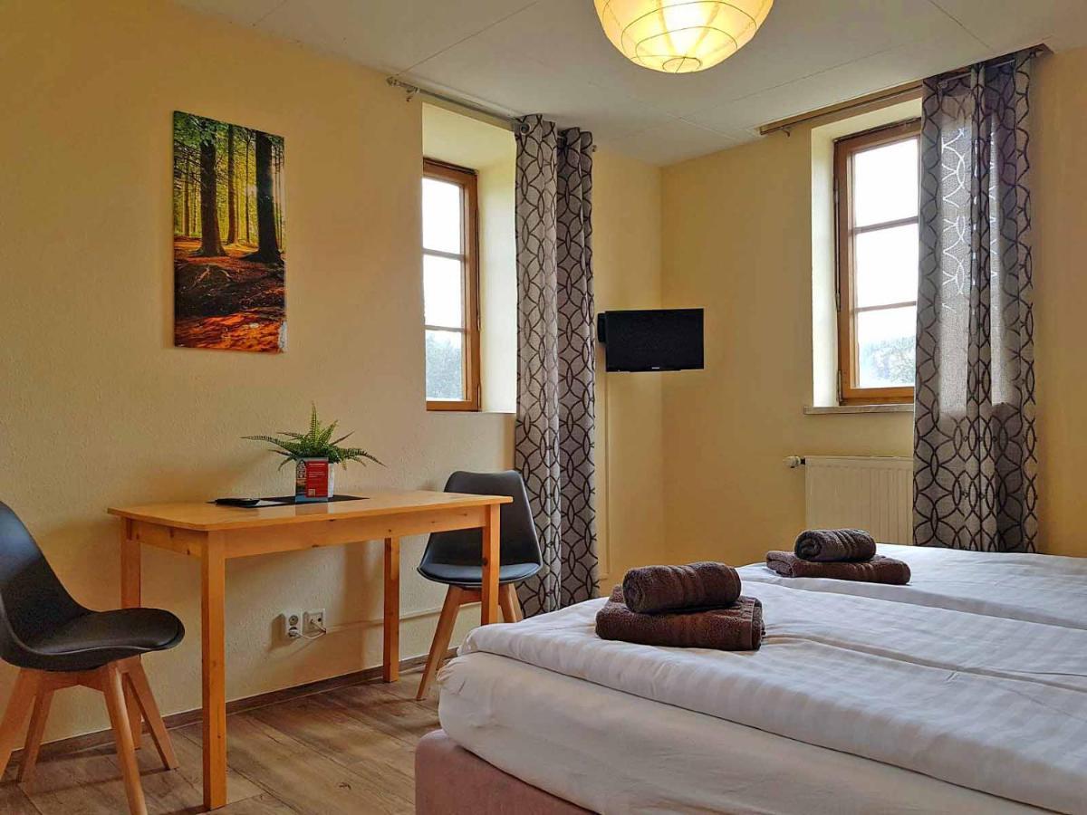 Thueringer Landhotel Edelhof Uhlstadt-Kirchhasel Экстерьер фото